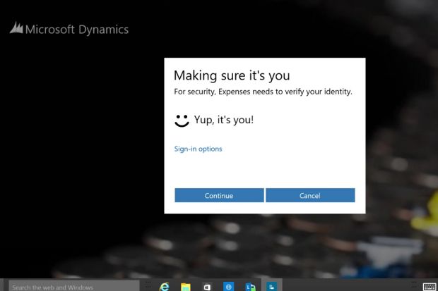 Windows Hello Kalahkan...