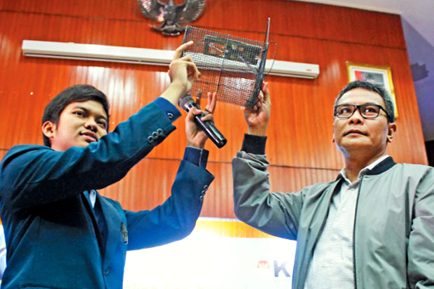 Praperadilan Hambat...