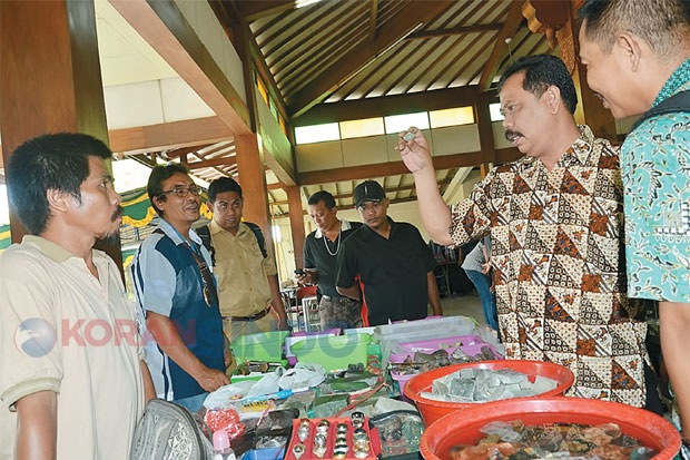 Batu Akik Diharapkan...