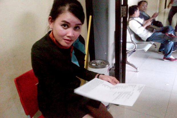 Karyawati Cantik Bank...
