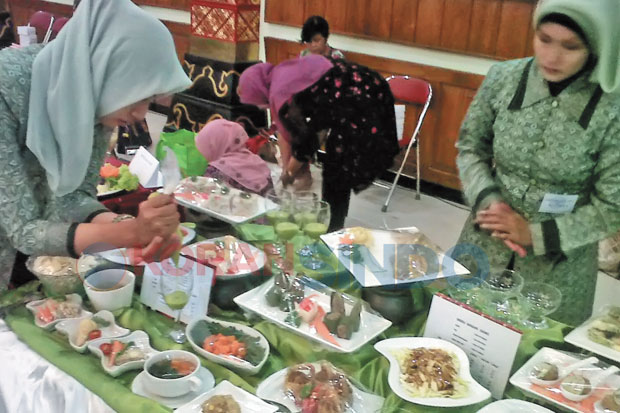 Banyak Warga Korbankan...