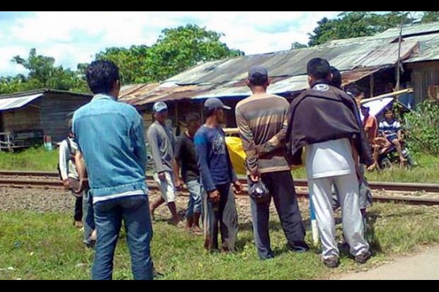 Dua Petani Tewas Tertabrak...