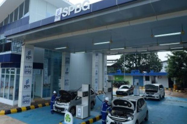Rupiah Loyo, Pengusaha...
