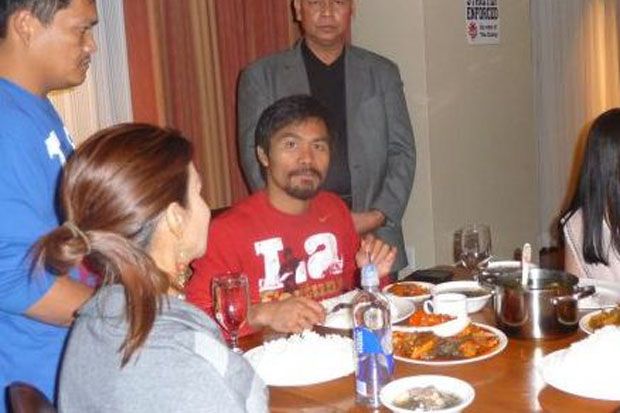 Kalahkan Mayweather...