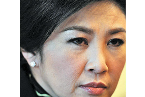 Yingluck Diseret ke...
