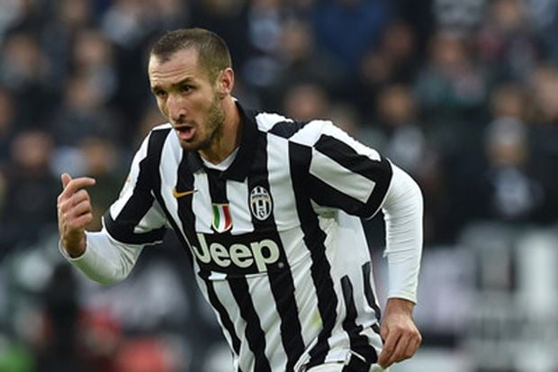Chiellini Berdoa Juve...