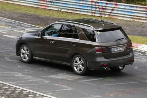 Mercedes-Benz GLE Mulai...