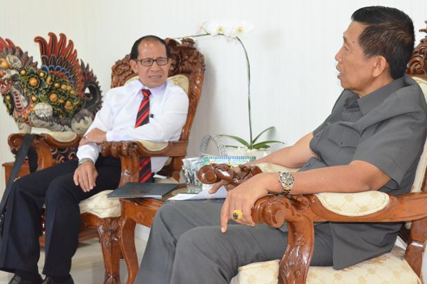 Gubernur Bali Dukung...