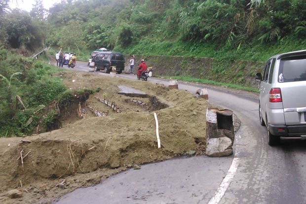 Akses ke Garut Selatan...