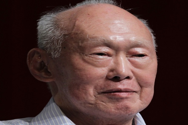 Lee Kuan Yew Meninggal...