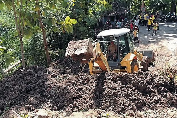 Akses ke Garut Selatan...