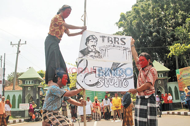 5 Teater UIN Walisongo...
