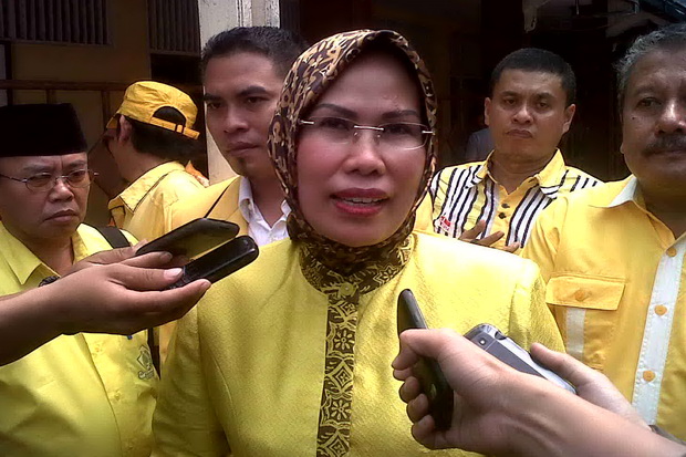 Golkar Kisruh, Adik...