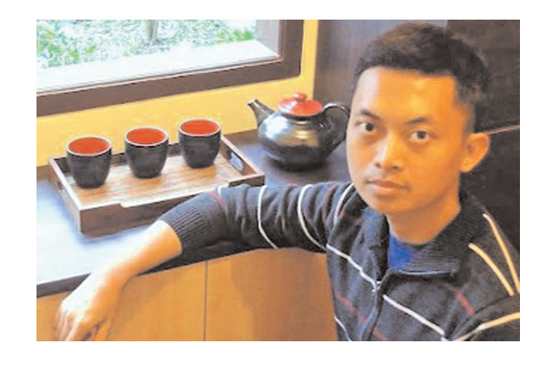 Rumah Luas dengan Model...