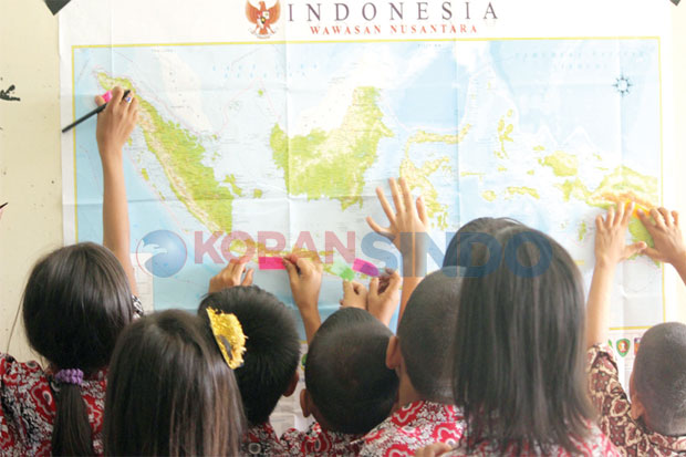 Belajar dan Bermain...