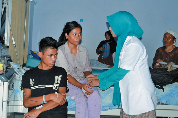 Keracunan Jamur, Seorang...