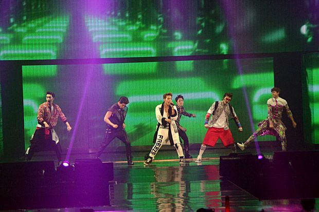 Lagu Go Crazy Histeriskan...