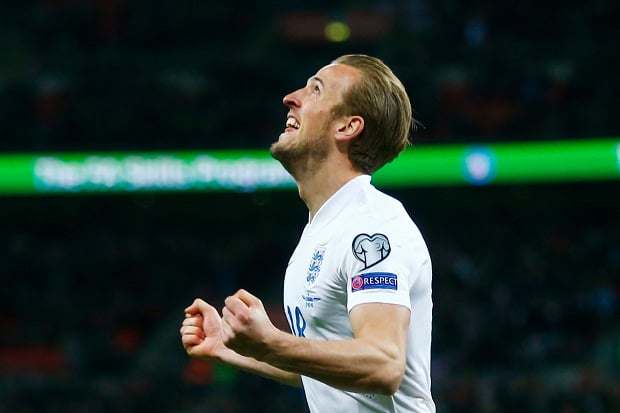 Rooney Anggap Kane Pemain...