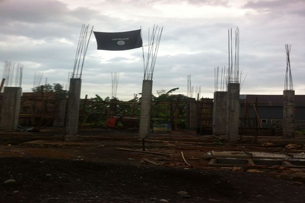 Ada Bendera Menyerupai...