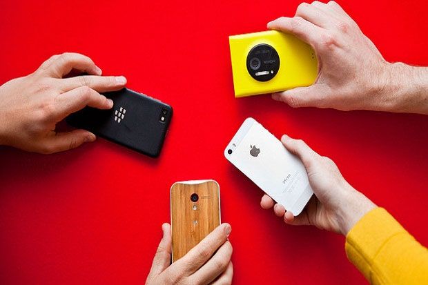 Tiga Smartphone Desain...