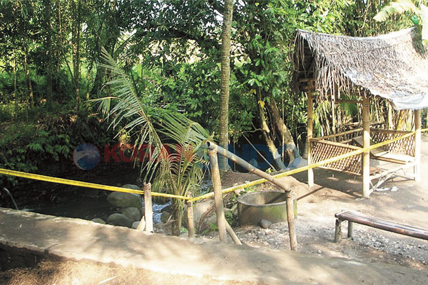 Mandi di Blue Lagoon,...