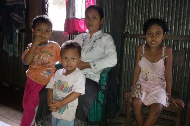 Ibu Tunanetra, Bocah...