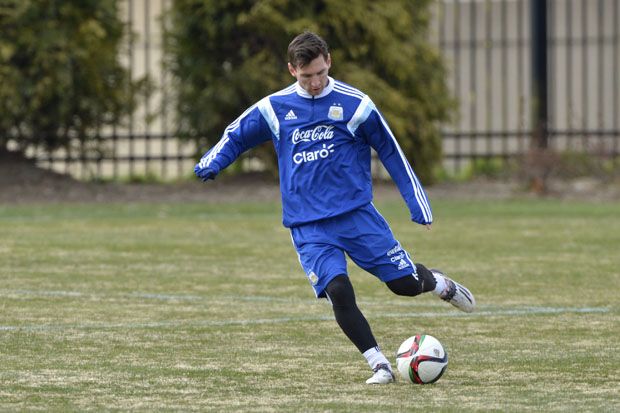 Messi Terancam Absen...