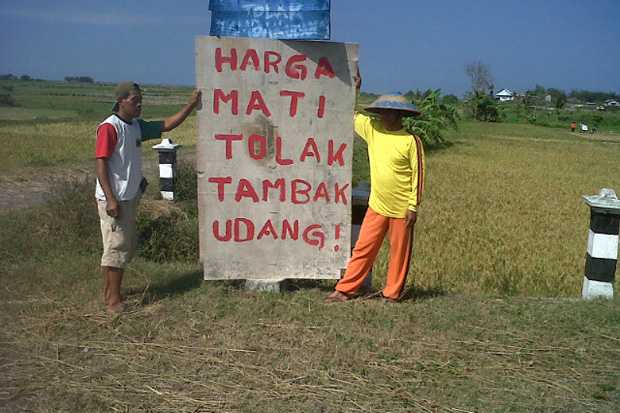Warga Parangtritis Tantang...