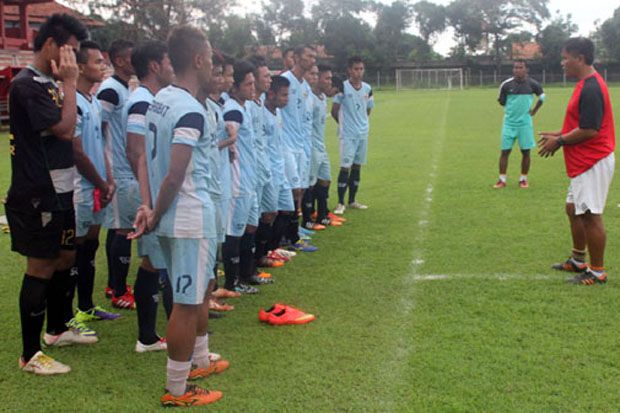 Persibat Sembunyikan...