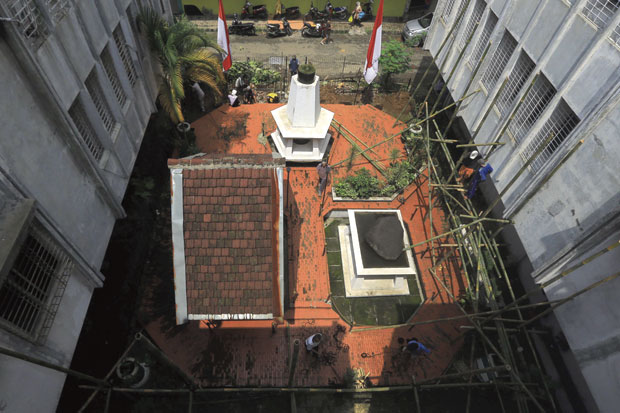Akan Dibangun Patung...
