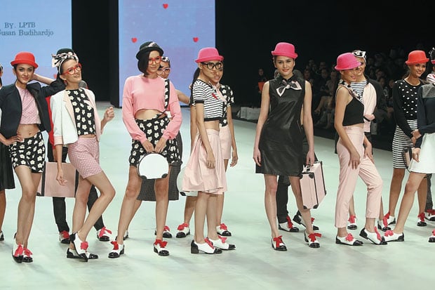 Diskon hingga 70% dari...