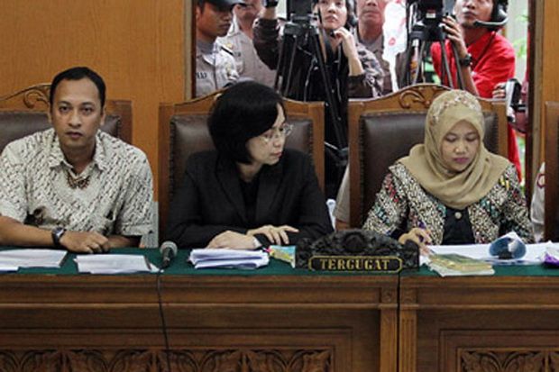 Hijrah dari KPK, Catharina...