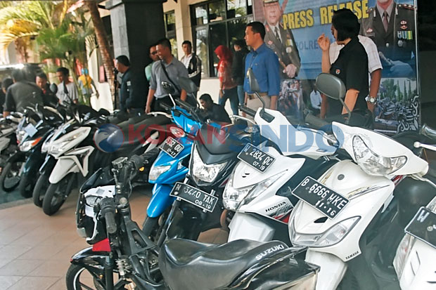 19 Sepeda Motor, dan...