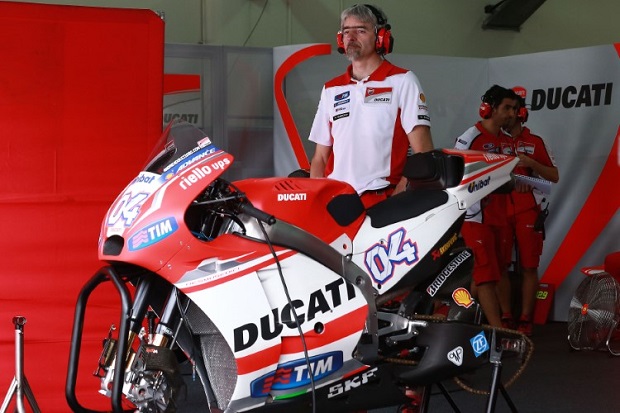 Bos Yamaha Segan dengan...