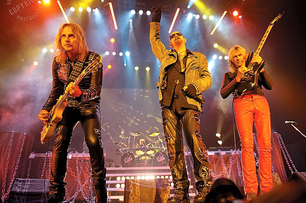 Judas Priest Luncurkan...