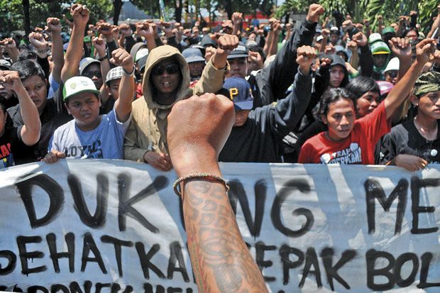 Bonek Desak Polisi Tegas