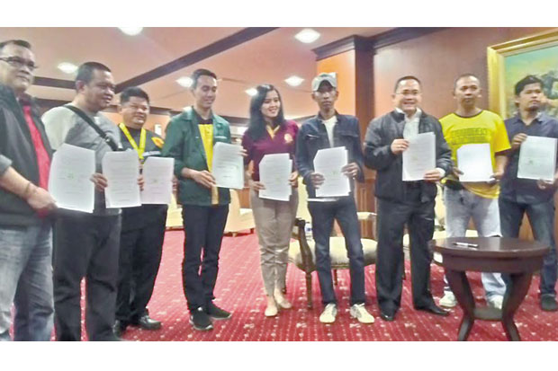 Dapat Lisensi, Diguyur...