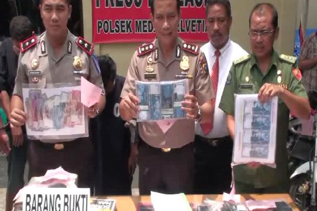 Empat Pembuat dan Pengedar...
