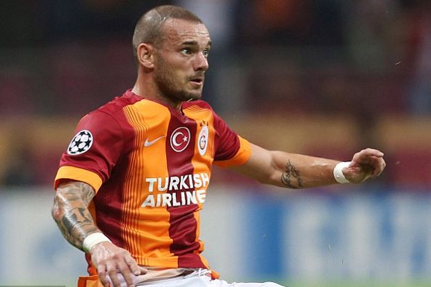 Promosi Pisau, Sneijder...