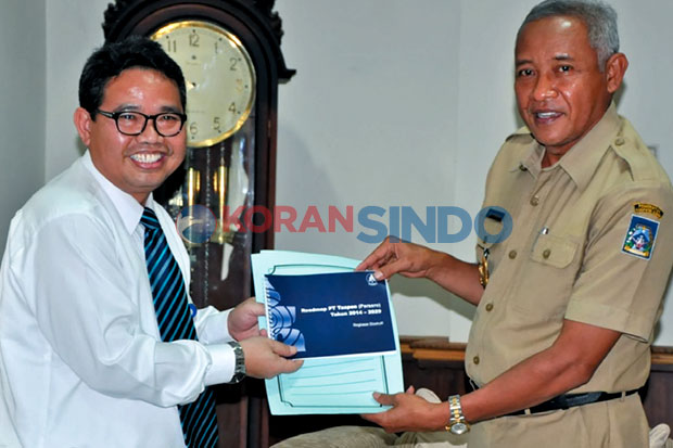 Bupati Terima Uang Pensiun...