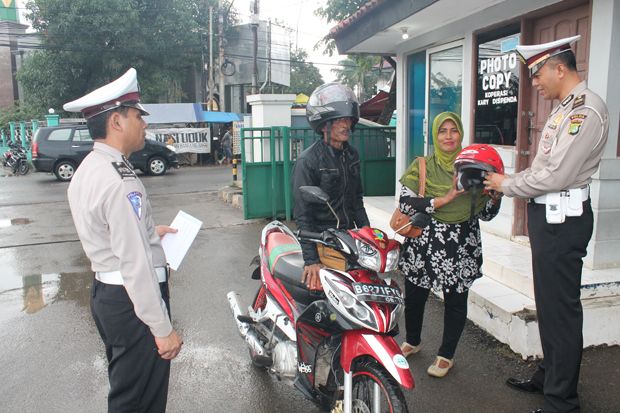 Bayar Pajak di Samsat...
