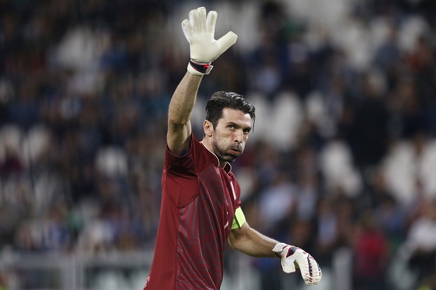 Lawan Fiorentina, Buffon...