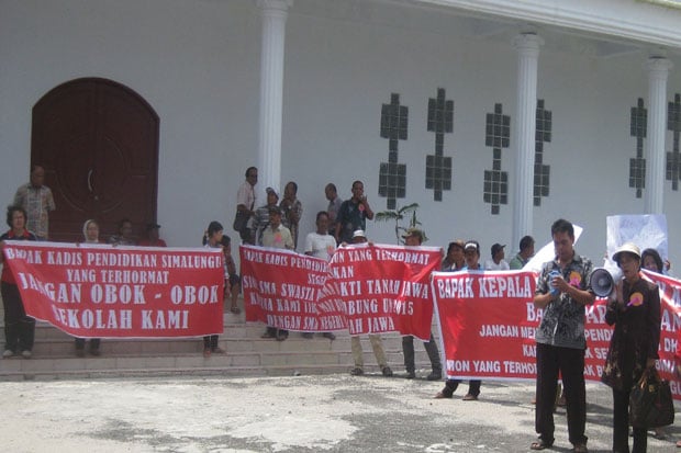 UN Digabung ke SMA Lain...