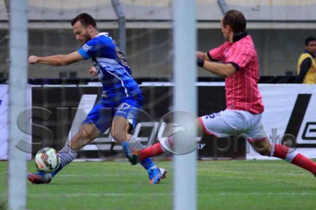 Belum Cetak Gol, Djanur...
