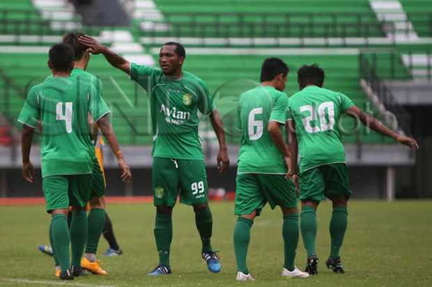 Emile Mbamba Selamatkan...