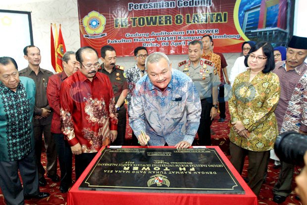 Tower FH Sering Dicurigai