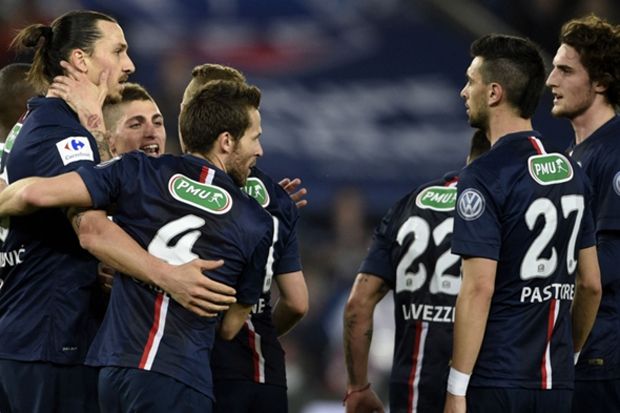 Menang Telak, PSG Lolos...