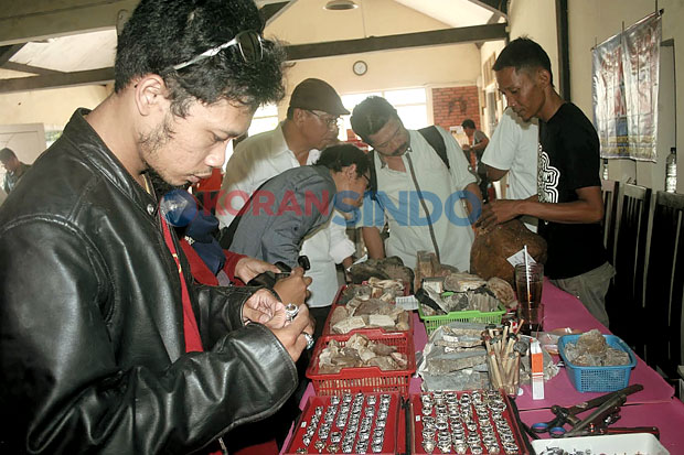 Bisnis Batu Akik, Lahirkan...