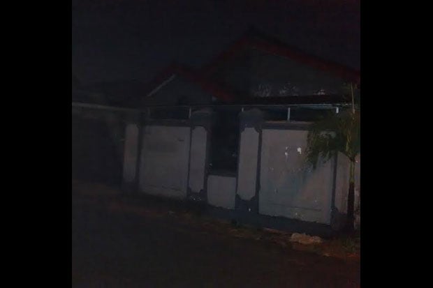 Densus 88 Amankan 2...