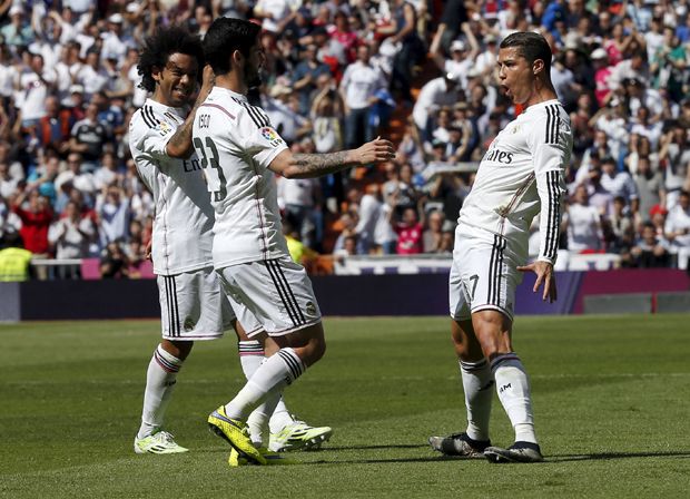 Tiga Gol El Real Tempel...